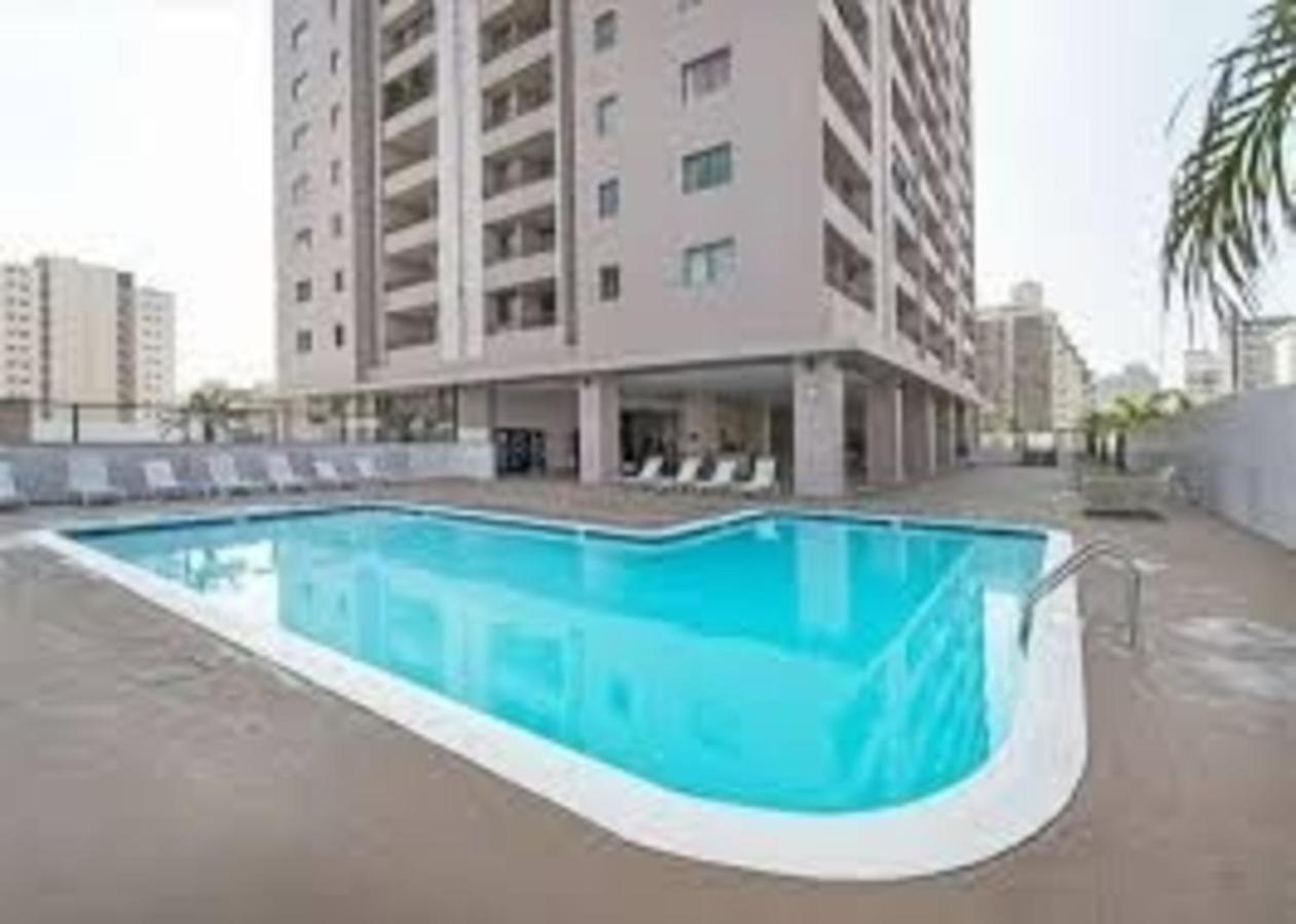 Private One Bedroom Condo, With Corporate Rental Car Savings Code Included, Free Onsite Parking Honolulu Kültér fotó